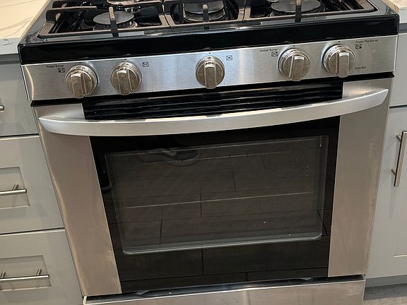 5th image of 650 Park Ave #650