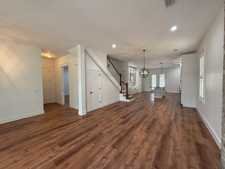 10391 Emmanuel St — Photo 3