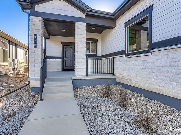 5th image of 920 W 128th Pl