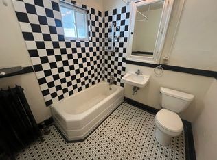 928 Spaight St #10623121, Madison, WI 53703