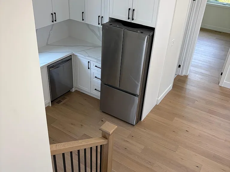 376 Mitchell Ave — Photo 5