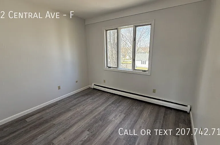 712 Central Ave #F — Photo 5