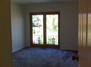 9001 Ridge Ave UNIT 3, Philadelphia, PA 19128