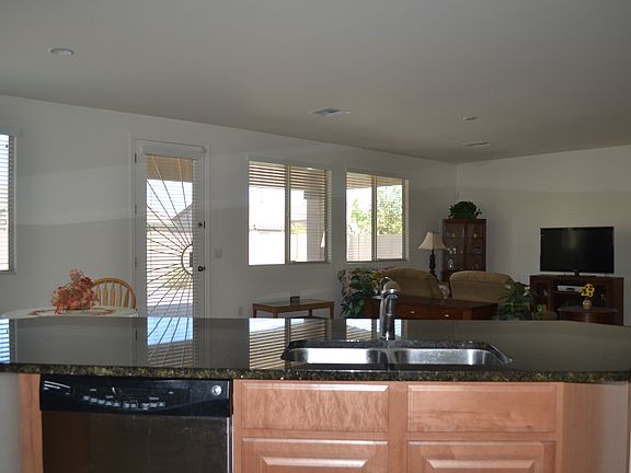 5th image of 1152 E Zesta Ln