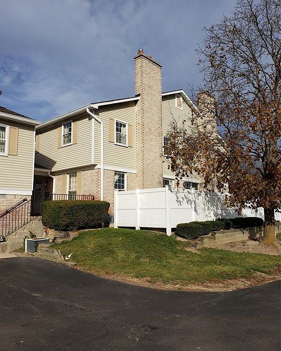 1st image of 20925 W Glen Haven Cir