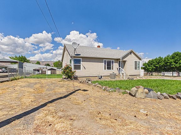 2nd image of 1354 Pound Ln