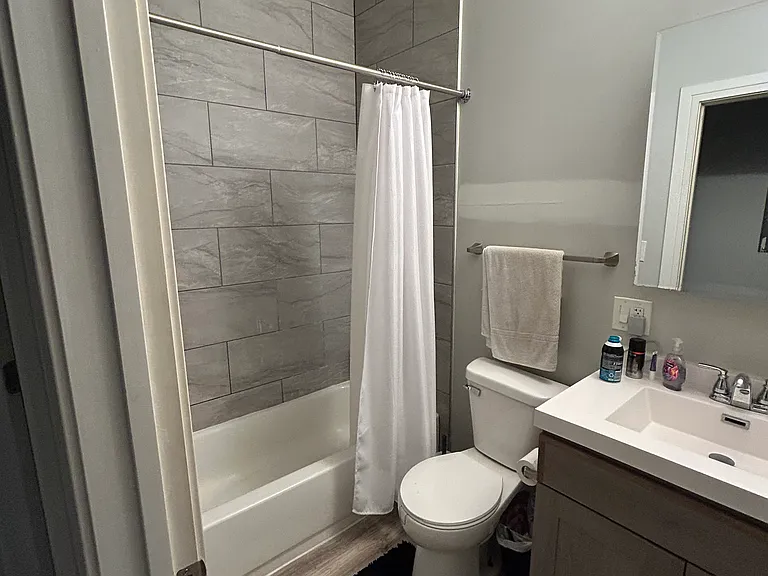 2853 W Washington Blvd #1 — Photo 8