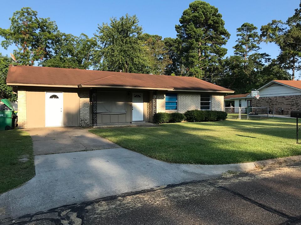 1st image of 3 S Watlington Dr