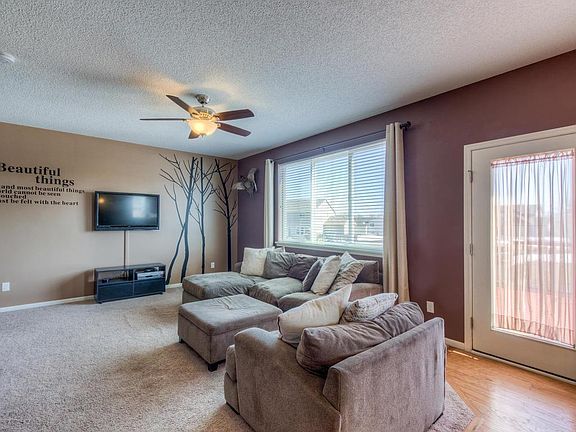 2nd image of 844 10th Ave NE