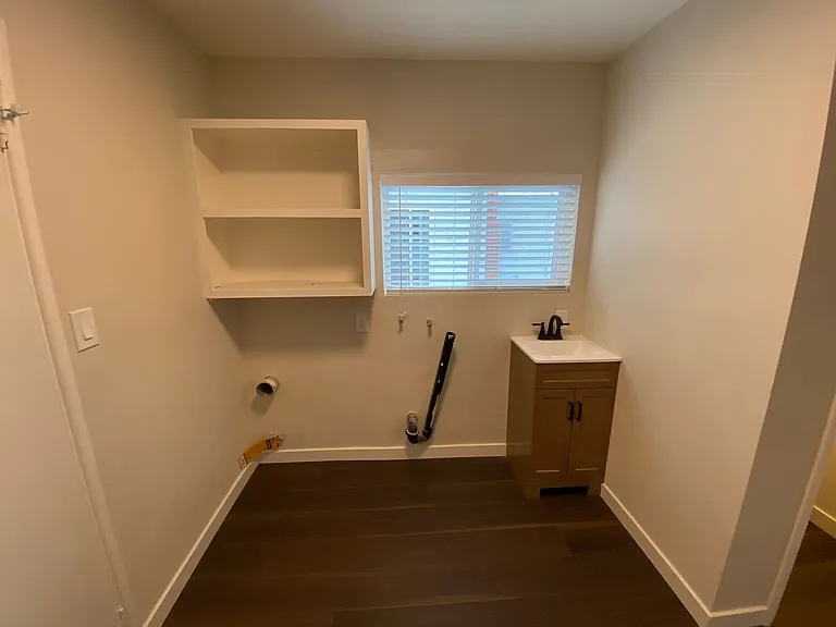 1318 Teri Ave — Photo 32