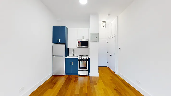 Rented by Abba Realty Associates INC | media 8