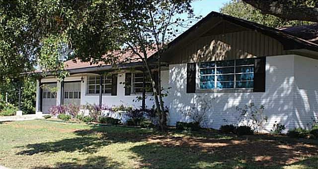 1st image of 113 Lincoln Dr