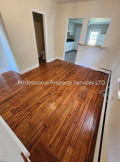 2 bed, 1.5 bath, 1200 sqft, $1,800 — Photo 4