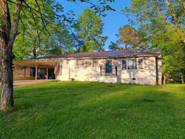 337 N Washington Ave, Etowah, TN 37331