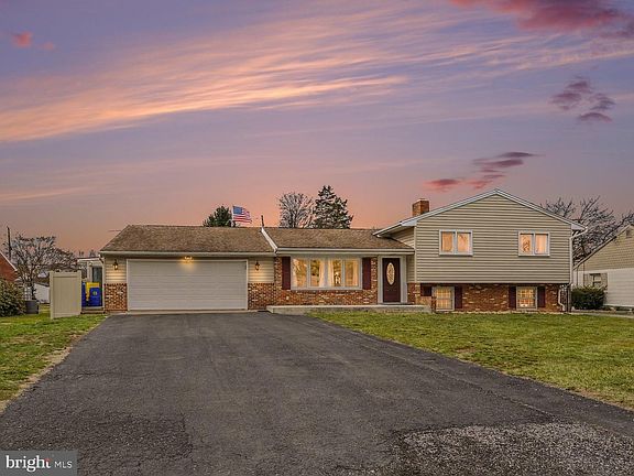 3rd image of 60 Conodoguinet Ave