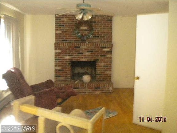 3rd image of 824 Randolph Dr