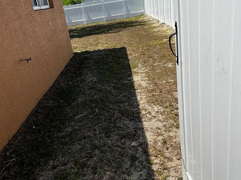 1602 SW 16th Ct — Photo 39