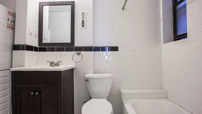 Rented by Nooklyn NYC LLC | media 27