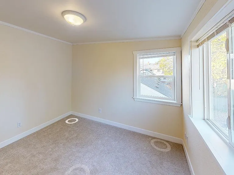 1738 SE 38th Ave — Photo 14