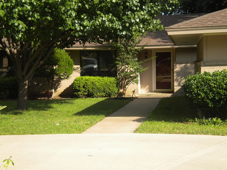 1st image of 1107 Bluebonnet Cir