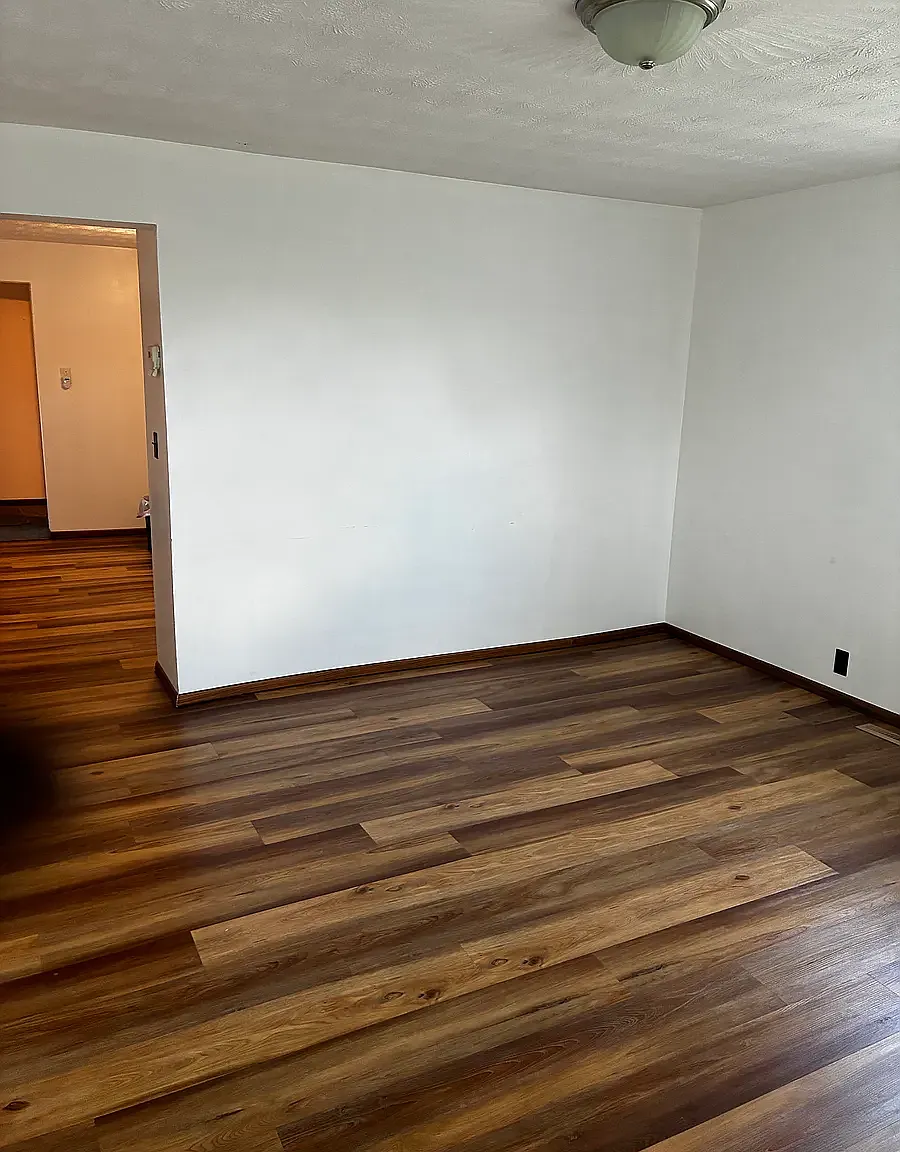 2 bed, 1000 sqft, $1,000 — Photo 3