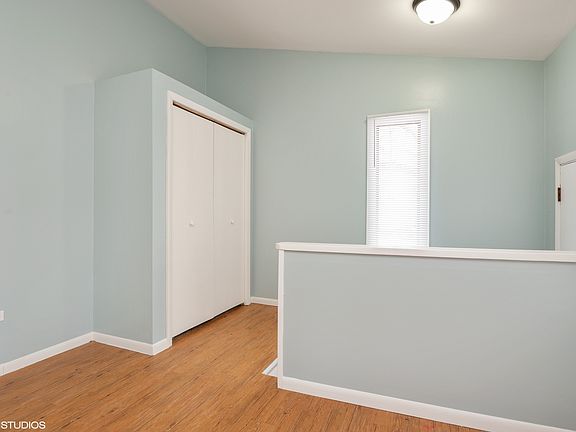 2nd image of 132 N Sumac Ave