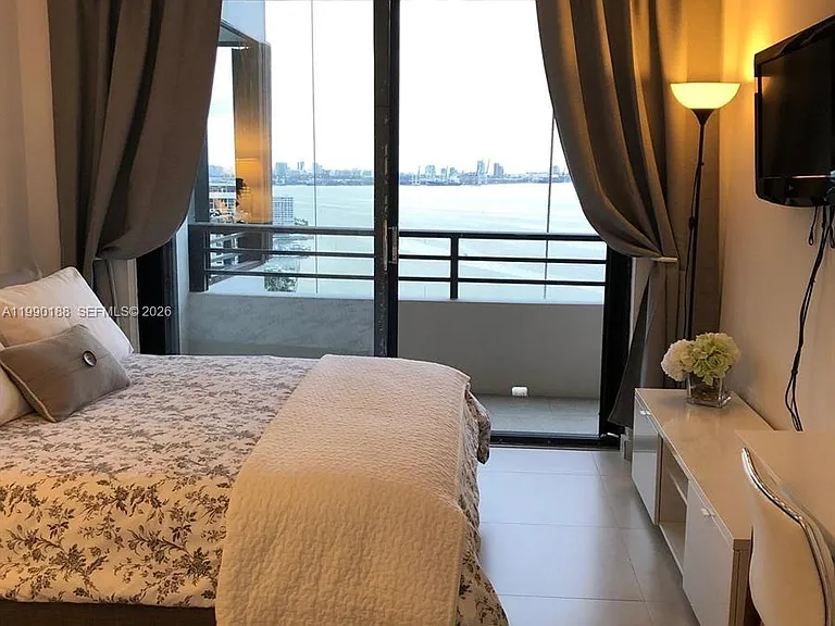 2333 Brickell Ave #Penthouse 207 — Photo 13