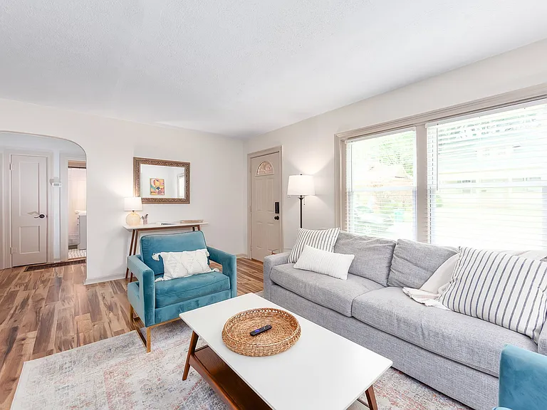 110 Westwood Ave — Photo 3