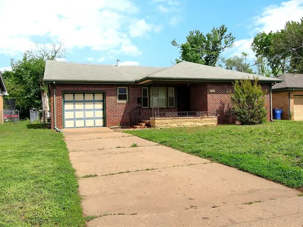 354 S Derby Ave, Derby, KS 67037