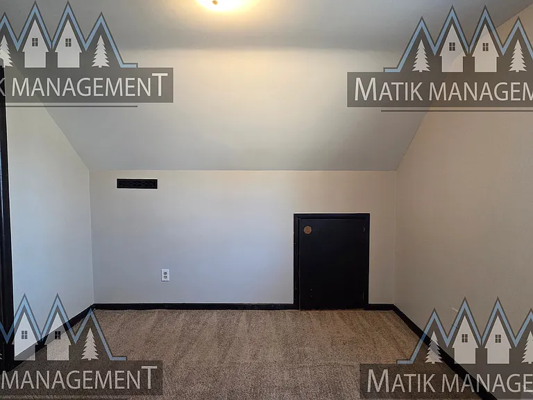 1644 1st Ave NE #2 — Photo 30