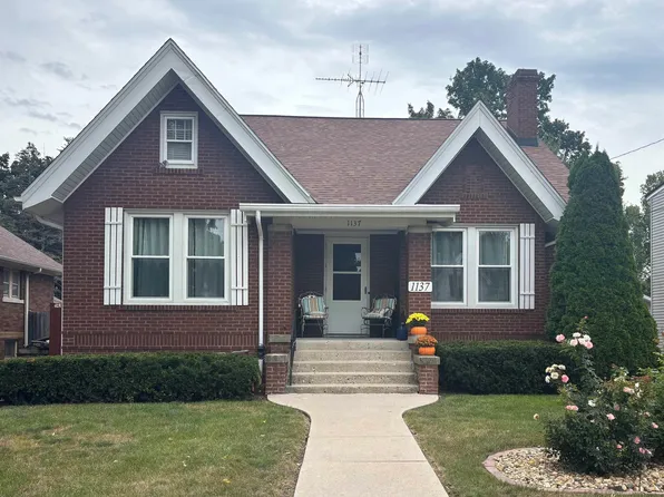 1137 N Kellogg St, Galesburg, IL 61401
