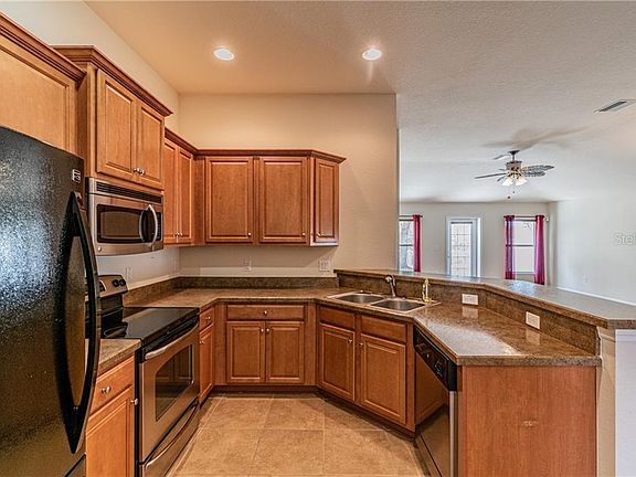 2nd image of 9621 Jaybird Ln