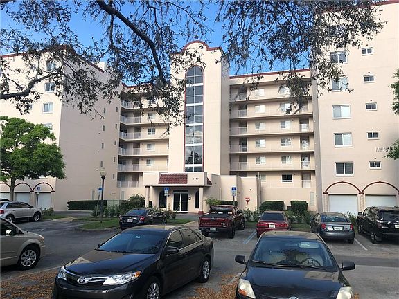 3rd image of 1150 Carmel Cir APT 204
