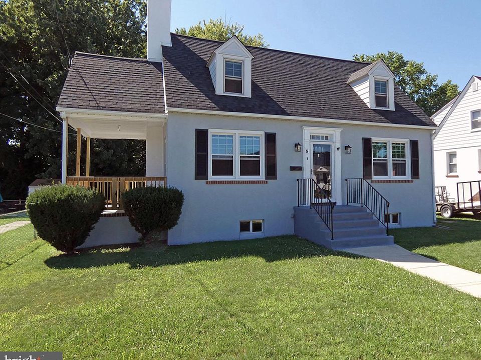 1st image of 9 Gillison Ave