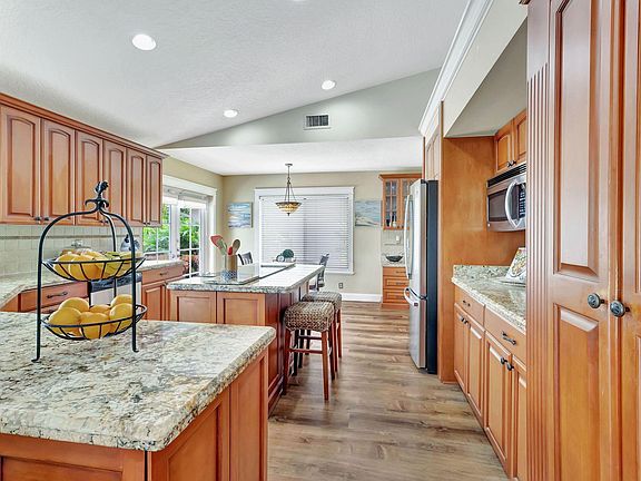 4th image of 6121 NW 56 Court