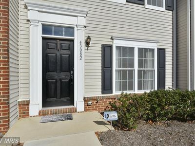 43082 Center St, Chantilly, VA, 20152