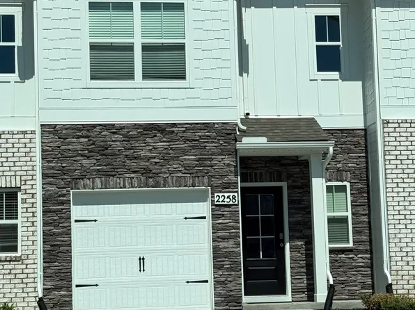 2258 Harlequin Point, Lebanon, TN