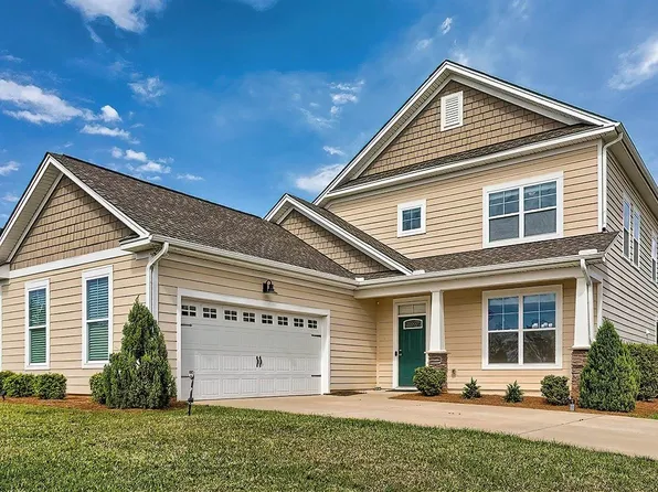 124 Bowyer Ln, Chapin, SC 29036