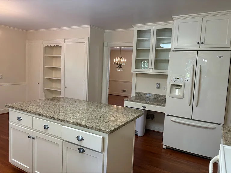 1513 Raeford Rd — Photo 12