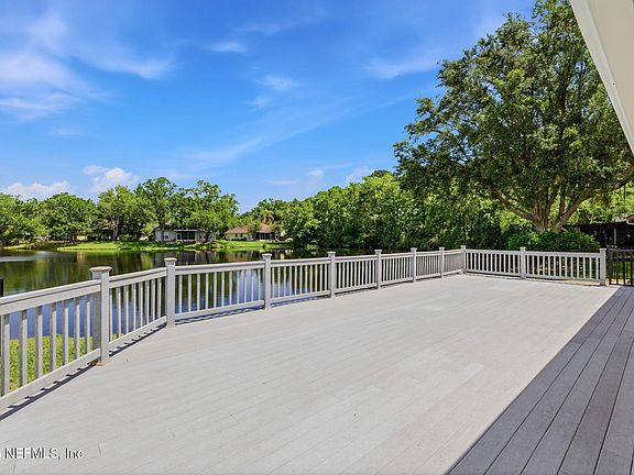 5th image of 13065 TALL TREE Drive S