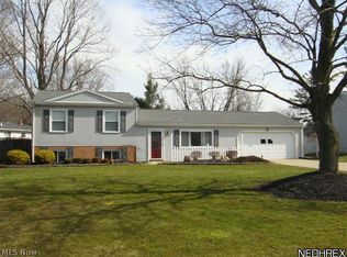 4407 Warwick Dr S, Canfield, OH 44406