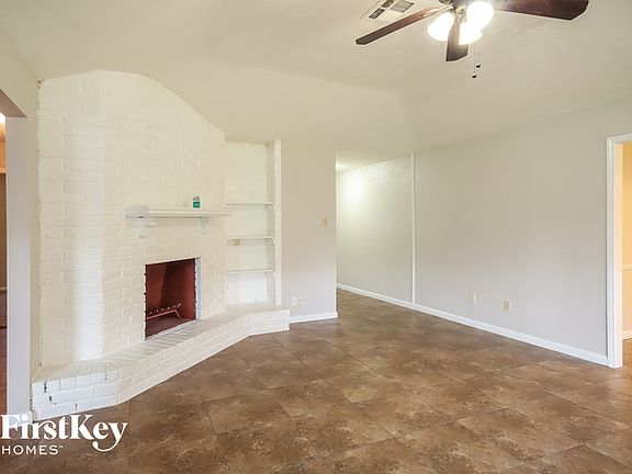 3rd image of 10411 Cedar Towne Ln