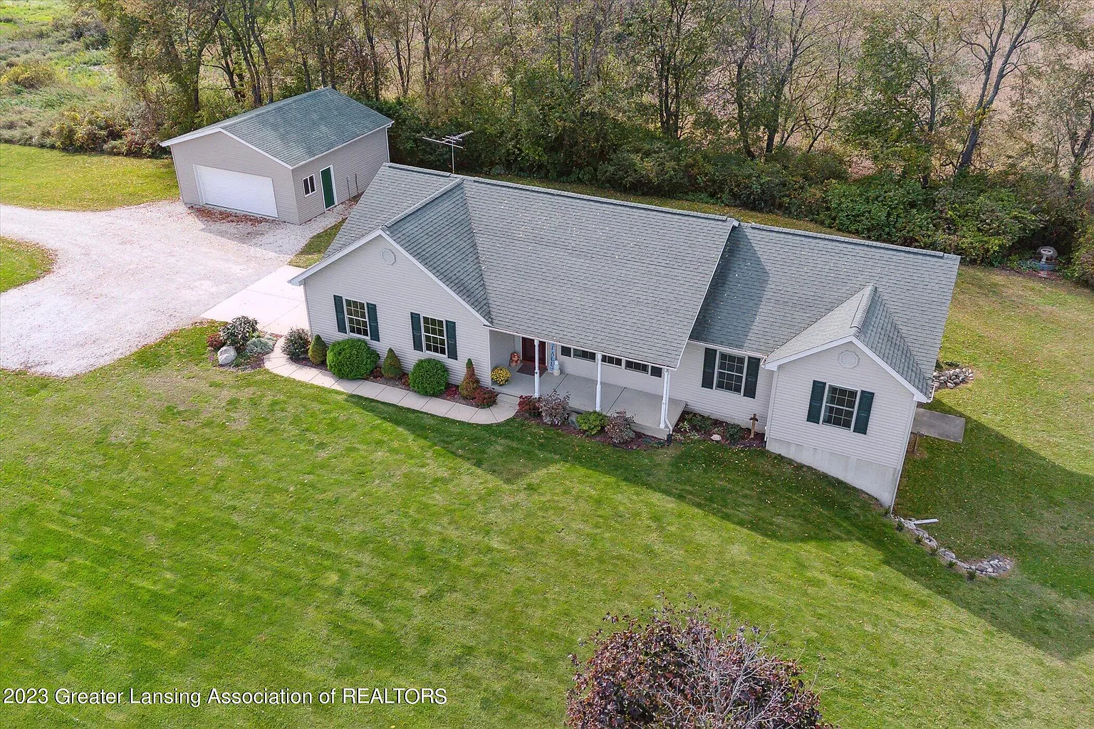 922 Montels Way photo 1
