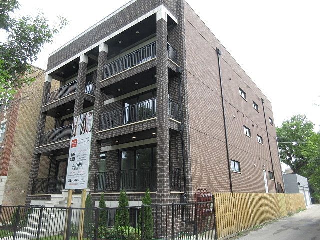 1st image of 1621 N Humboldt Blvd #1-N