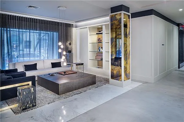 Sold by Park River | media 15