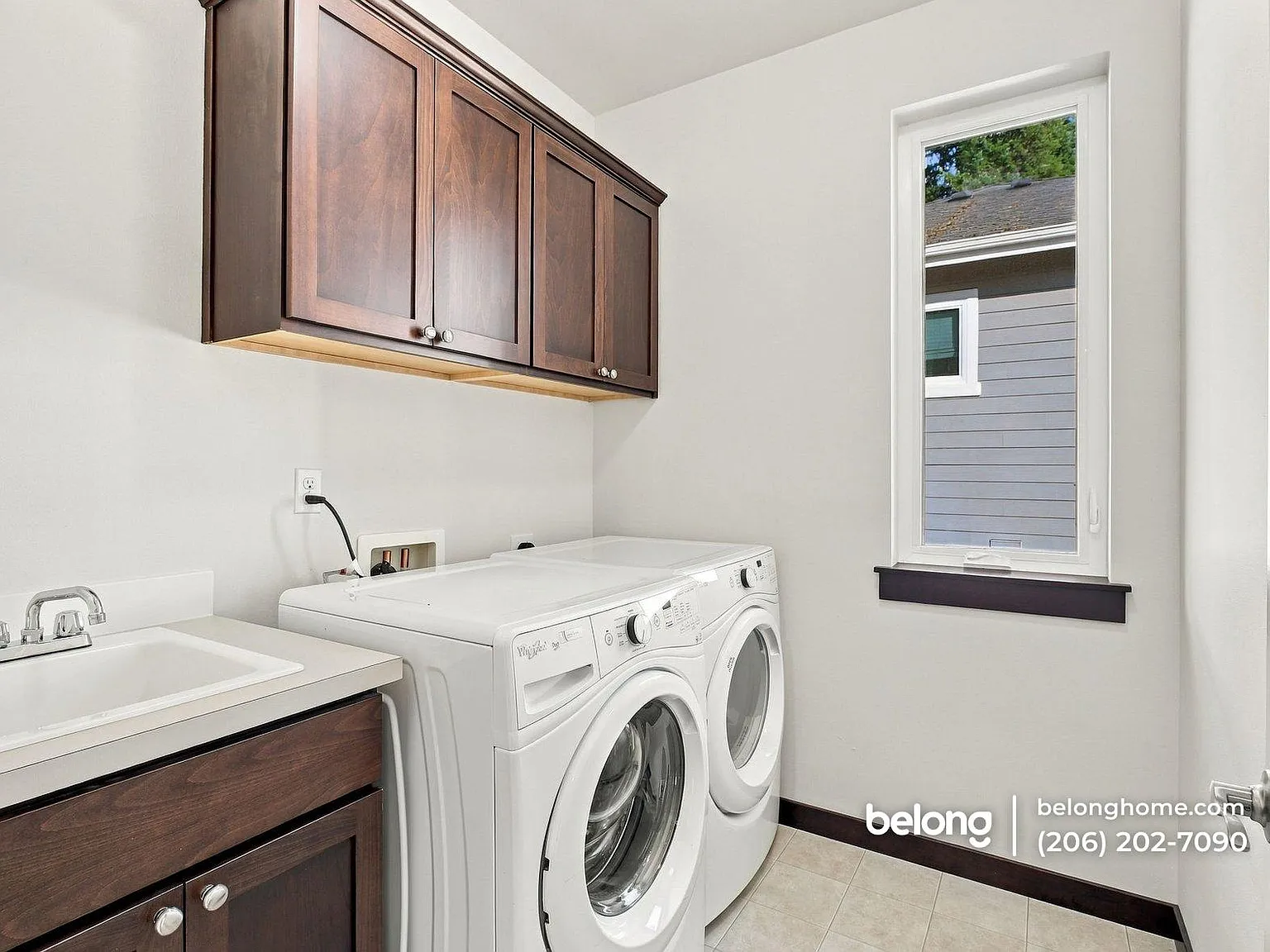 5 bed, 3.0 bath, 3742 sqft, $6,195 — Photo 3