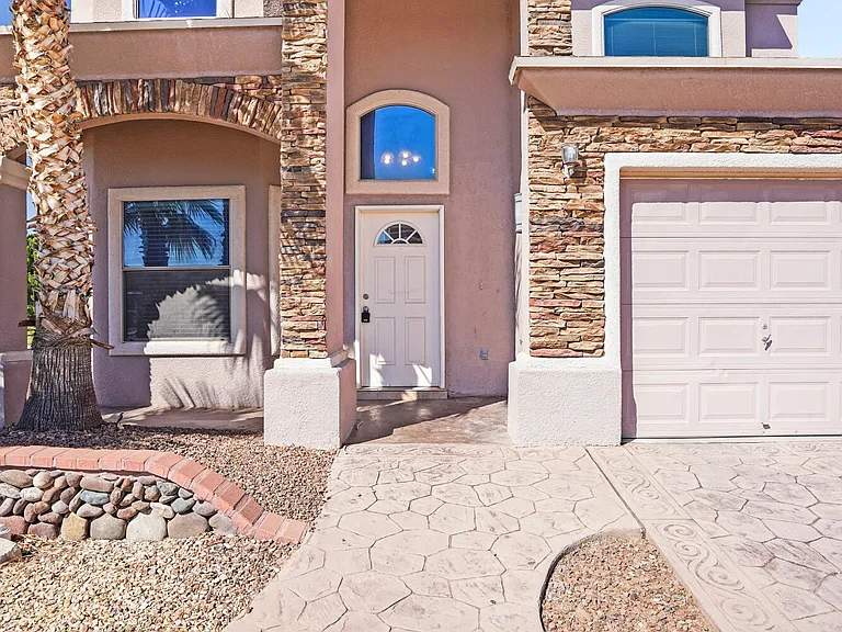 3261 Garden Point Dr — Photo 4