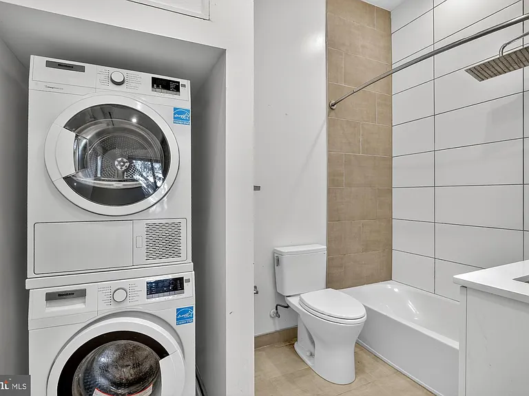 1935 E Hazzard St #303 — Photo 18