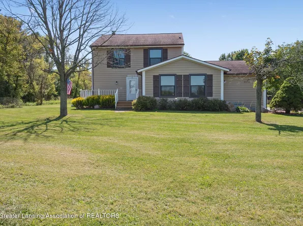 2185 W Barnes Rd, Mason, MI 48854