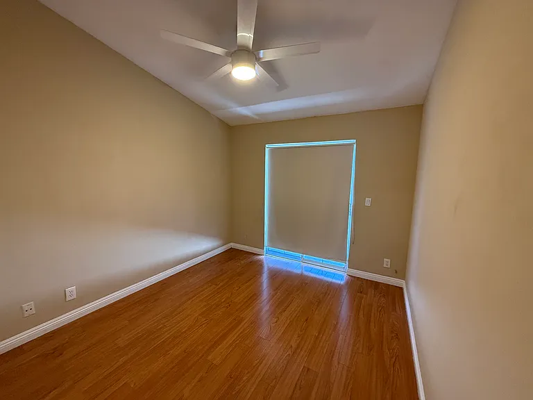 7414 Western Bay Dr — Photo 20
